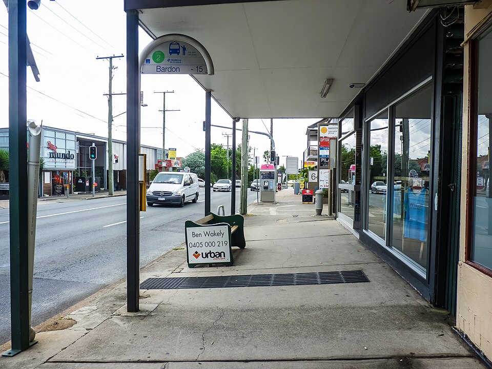 Macgregor Tce, Bardon