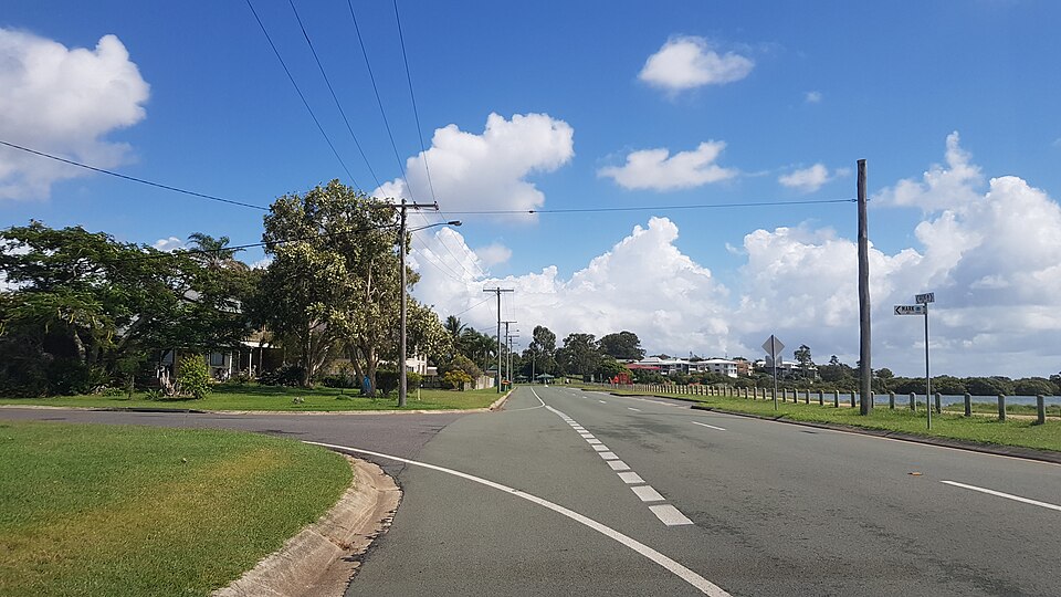 Queens Esplanade, Thorneside, Queensland
